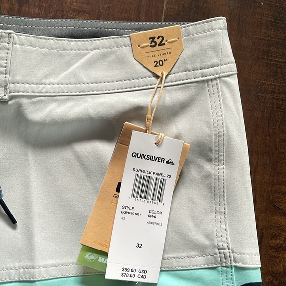 Quicksilver Surfsilk Panel 20” Boardshorts - Picture 5 of 15